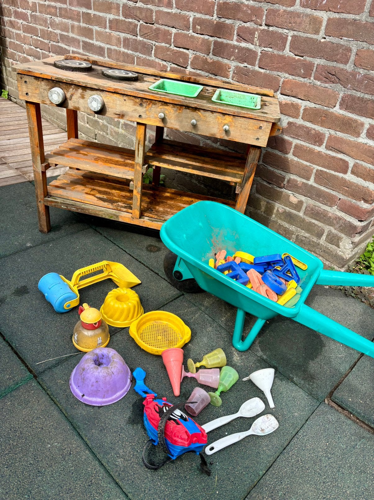 Buitenspeelgoed buitenkeuken kruiwagen los speelgoed, Ophalen, Gebruikt