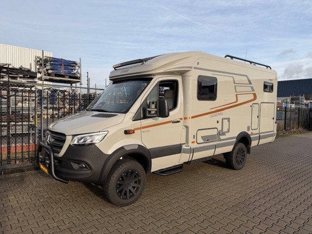 Hymer MLT-580 CrossTrail 4x4, Caravans en Kamperen, Automaat, Chemisch toilet, Ringverwarming, 6 tot 7 meter