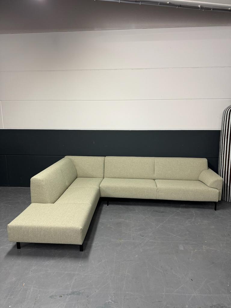 Showroommodel Rolf Benz 310 hoekbank | De Ploeg Monza 05, Huis en Inrichting, Banken | Bankstellen, Ophalen, Hoekbank, Rolf Benz, Gelderland, Eyye, Artifort, Leolux
