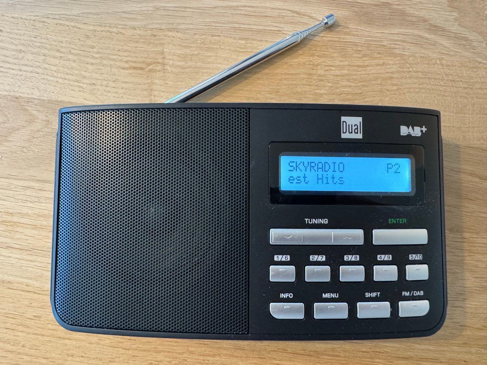 Dual DAB Radio - ideaal als noodradio, Ophalen, Zo goed als nieuw, Radio