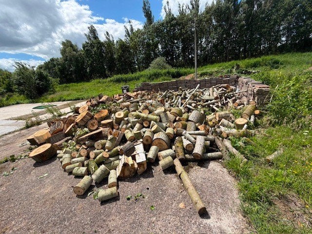 30 M3 haardhout, Tuin en Terras, Haardhout, 6 m³ of meer, Ophalen, Overige houtsoorten, Blokken
