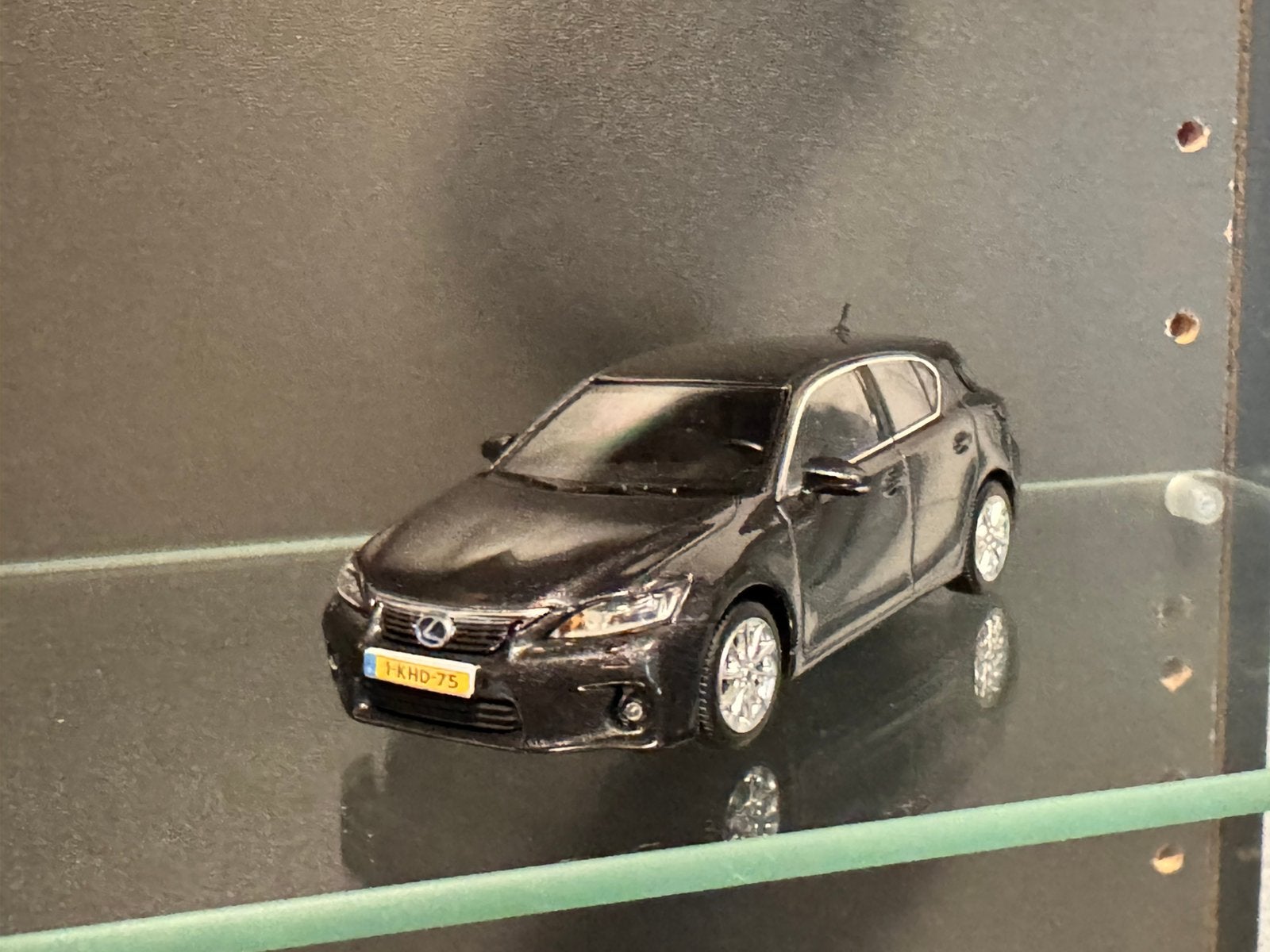 Lexus CH200T 2014 Donkergrijs 1:43 Minichamps, Ophalen of Verzenden, Zo goed als nieuw, Auto, MiniChamps