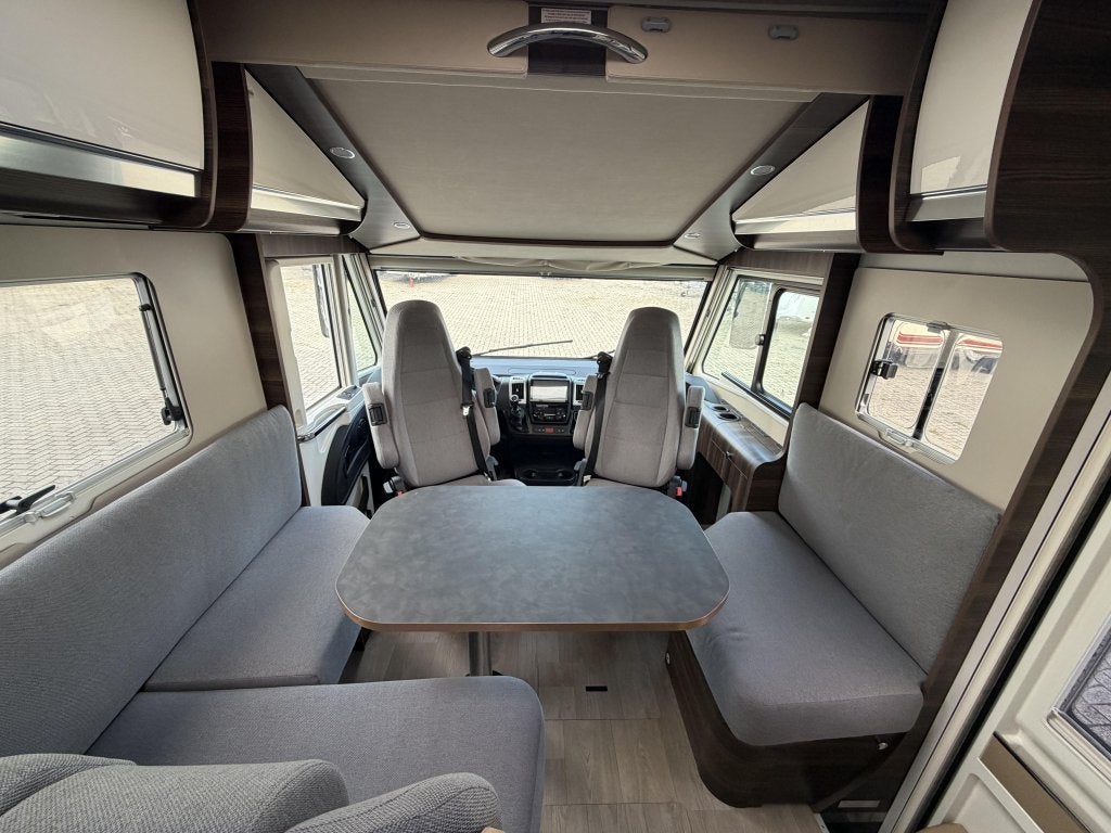 Laika Ecovip H 3119 Premium Segment Camper 1e Eigenaar 160PK, Integraal, Fiat, Elektrische ramen, 6 tot 7 meter