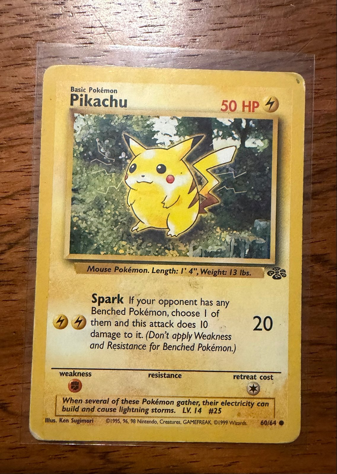 Pikachu Pokémon Kaart 60/64 Jungle Set (1999), Hobby en Vrije tijd, Ophalen of Verzenden, Gebruikt, Losse kaart