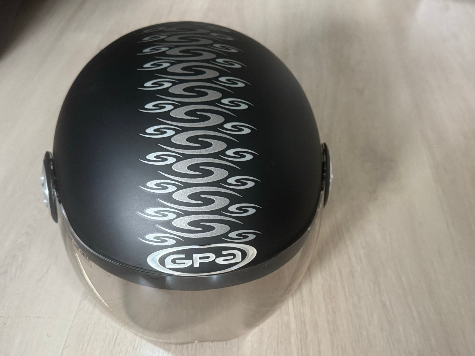 GPA Jethelm Zwart met Zilveren Details, M, Heren, Jethelm, Tweedehands