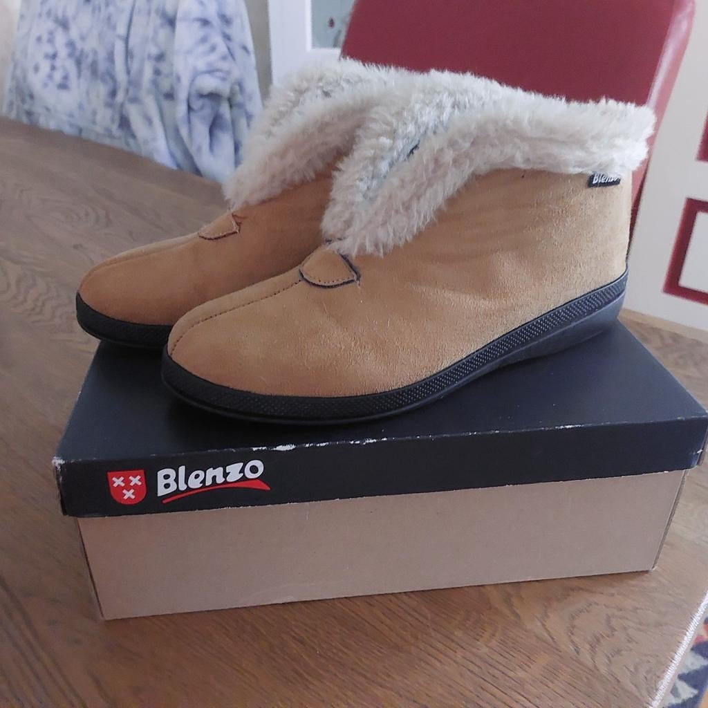 BLENZO PANTOFFELS 40, Ophalen of Verzenden, Nieuw, Pantoffels of Sloffen