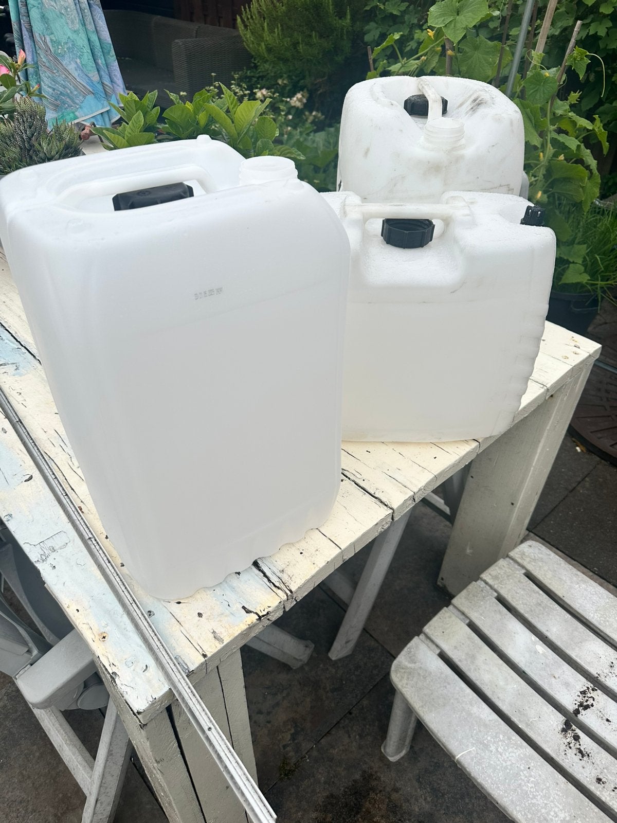 Jerrycans, Minder dan 75 liter, Ophalen, Zo goed als nieuw