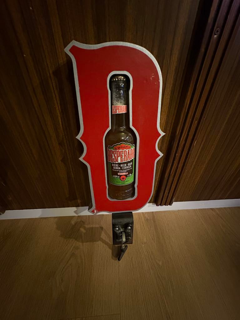 Desperados Reclamebord met Flesopener - Bar/Tafel Bevestigin, Ophalen of Verzenden, Gebruikt, Reclamebord