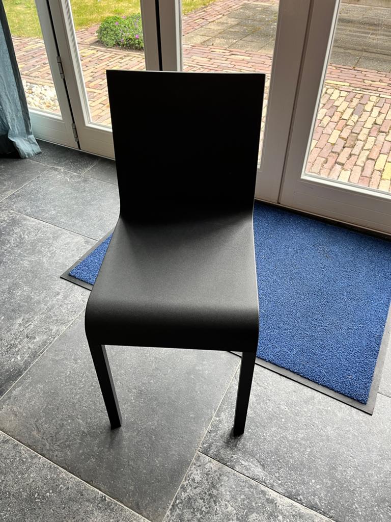 Vitra 03 stoel – Zwart – Zo goed als nieuw, Huis en Inrichting, Ophalen, Kunststof, Zwart, Zo goed als nieuw