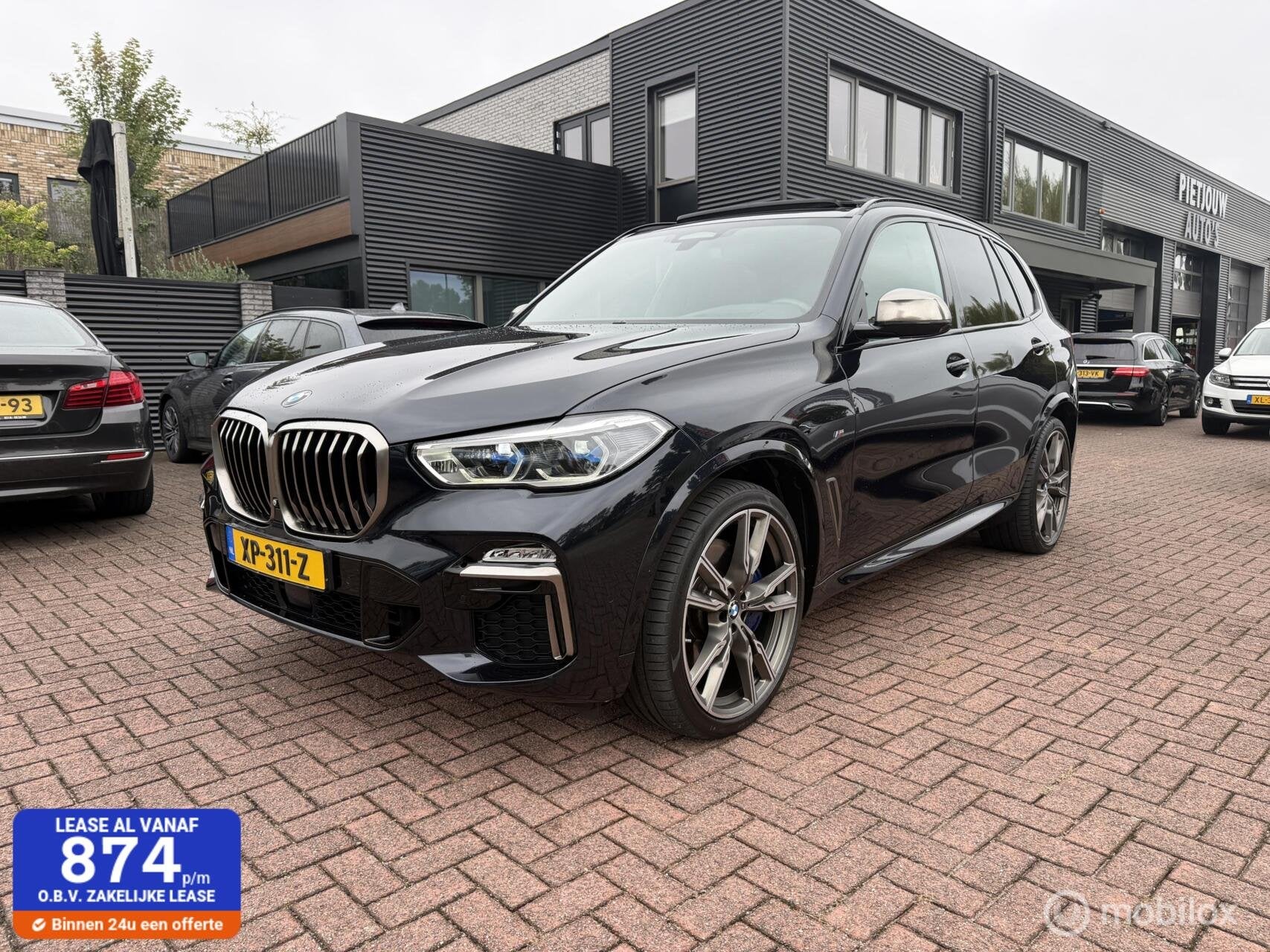 BMW X5 M50d High Executive Panorama Head up Trekh 360 Camera, Automaat, Gebruikt, 2993 cc, Zwart