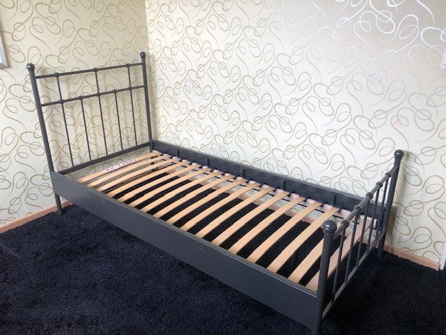 Metalen eenpersoonsbed inclusief lattenbodem, Ophalen, 90 cm, Eenpersoons, Zwart