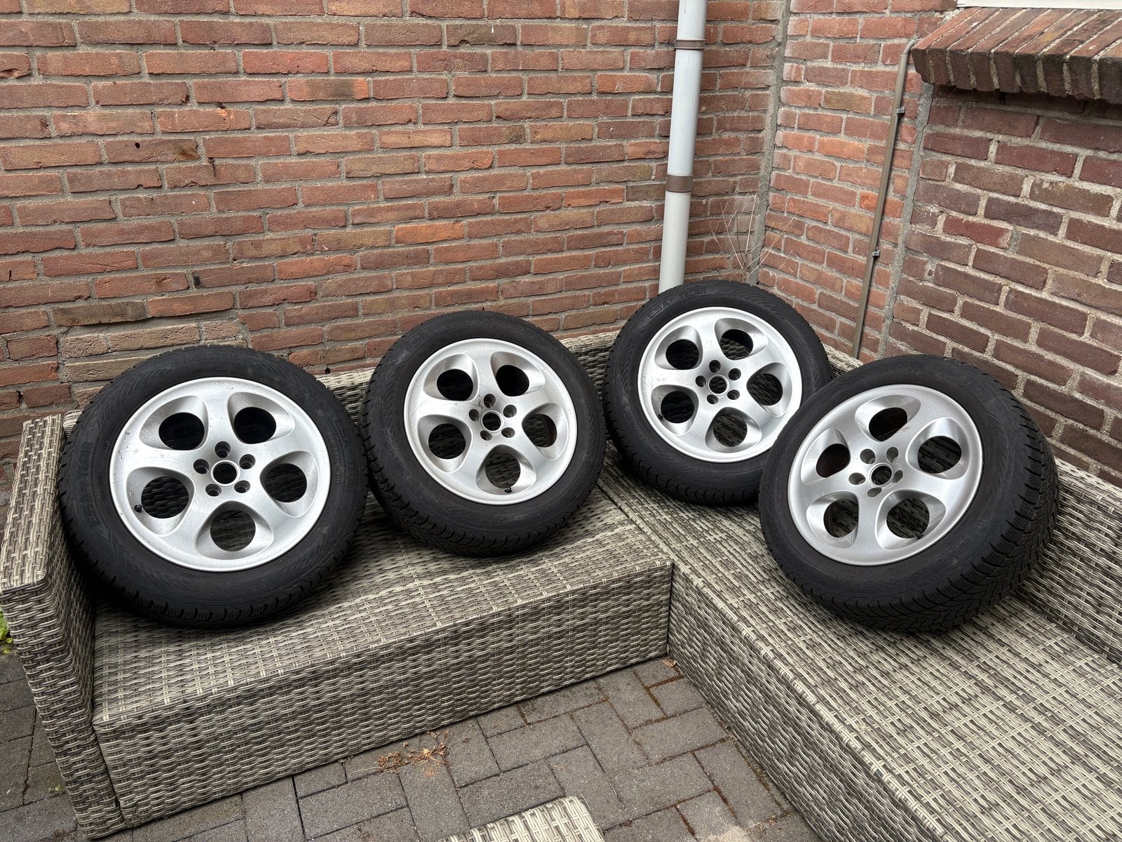 Alfa Romeo 147/GT winterbanden met velgen 5x98, Ophalen of Verzenden
