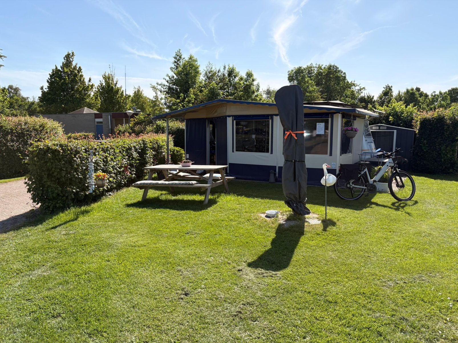 Caravan, Caravans en Kamperen, Dwarsbed, Particulier, Knaus, Kachel