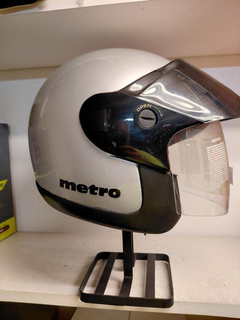 Nieuwe helm maat XS.  Bayard.  Oude voorraad, Motoren, Kleding | Motorhelmen, XS, Jethelm, Kinderen, Ophalen of Verzenden