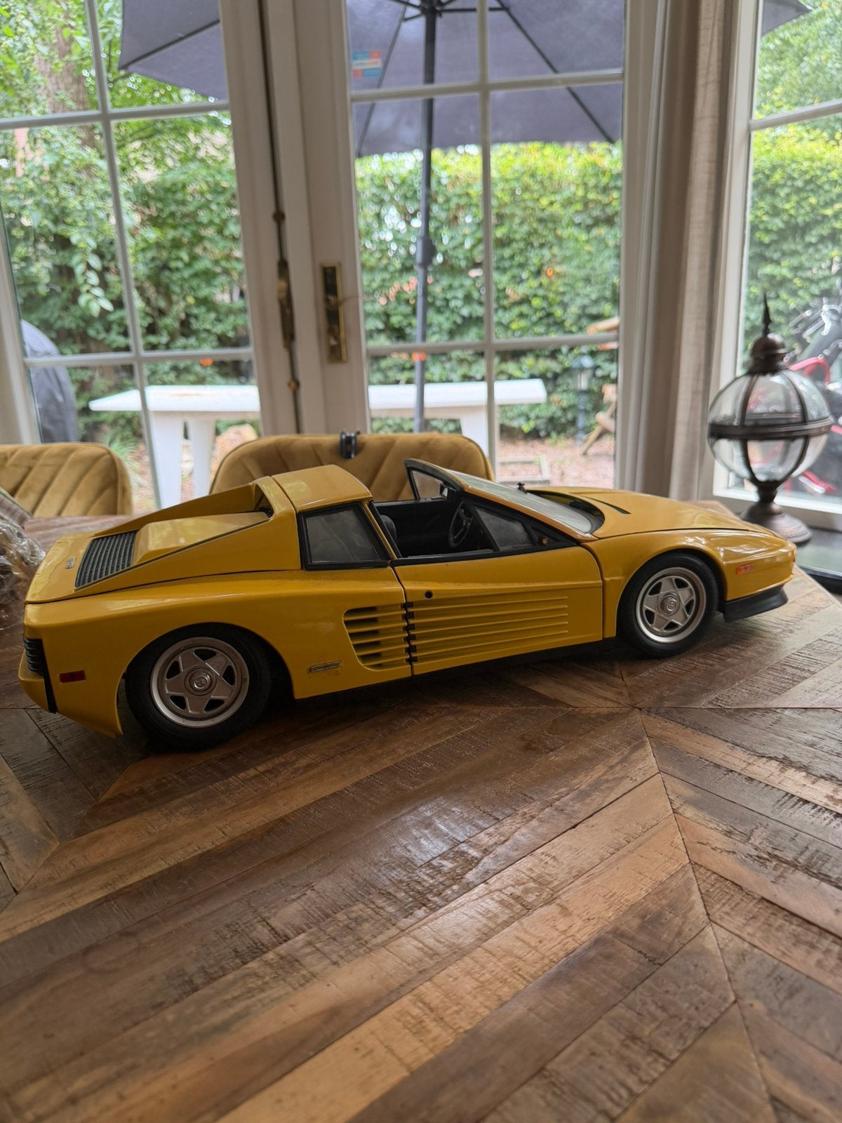 Pocher 1:8 Ferrari Testarossa modelauto vitrine hobby Enzo, Hobby en Vrije tijd, Modelauto's | 1:5 tot 1:12, Gebruikt, Auto, 1:5 t/m 1:8