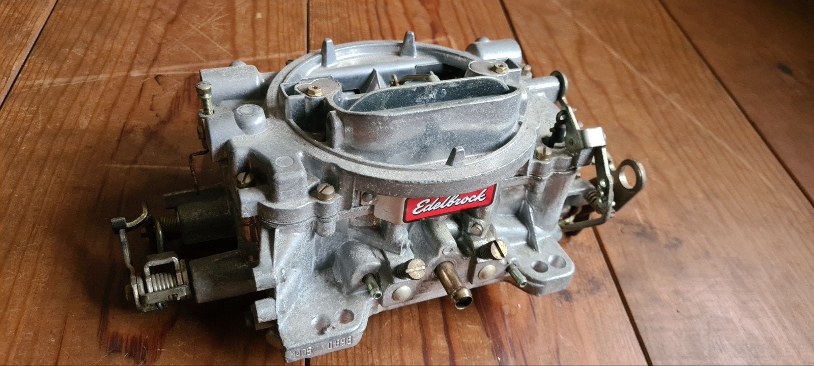 Edelbrock 650 cfm, Ophalen of Verzenden, Nieuw