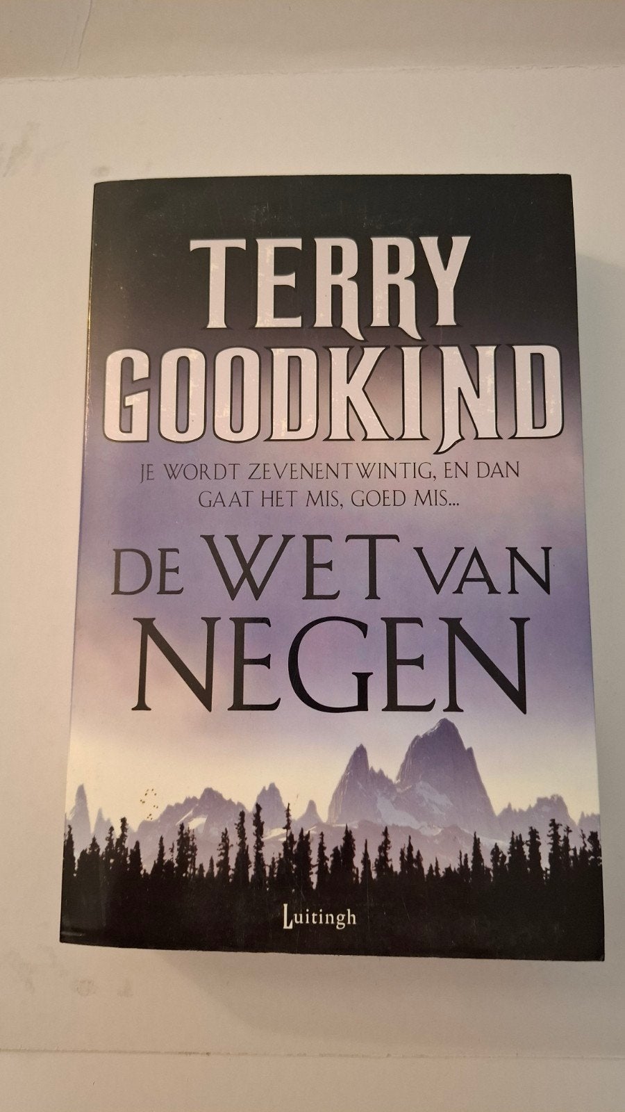 De Wet van Negen - Terry Goodkind (Fantasy Boek), Ophalen, Gelezen
