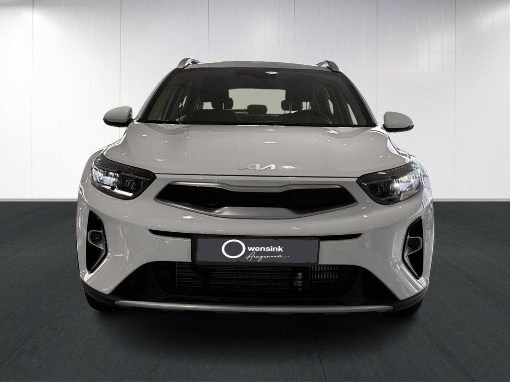 Kia Stonic 1.0 T-GDi MHEV DynamicLine | vanaf € 429,- per, Auto's, Kia, Voorwielaandrijving, 710 kg, Euro 6, Wit