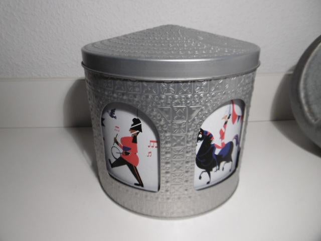 Platina jubileum Engelse koningin muziekdoos koekjesblik, Antiek en Kunst, Curiosa en Brocante, Ophalen of Verzenden