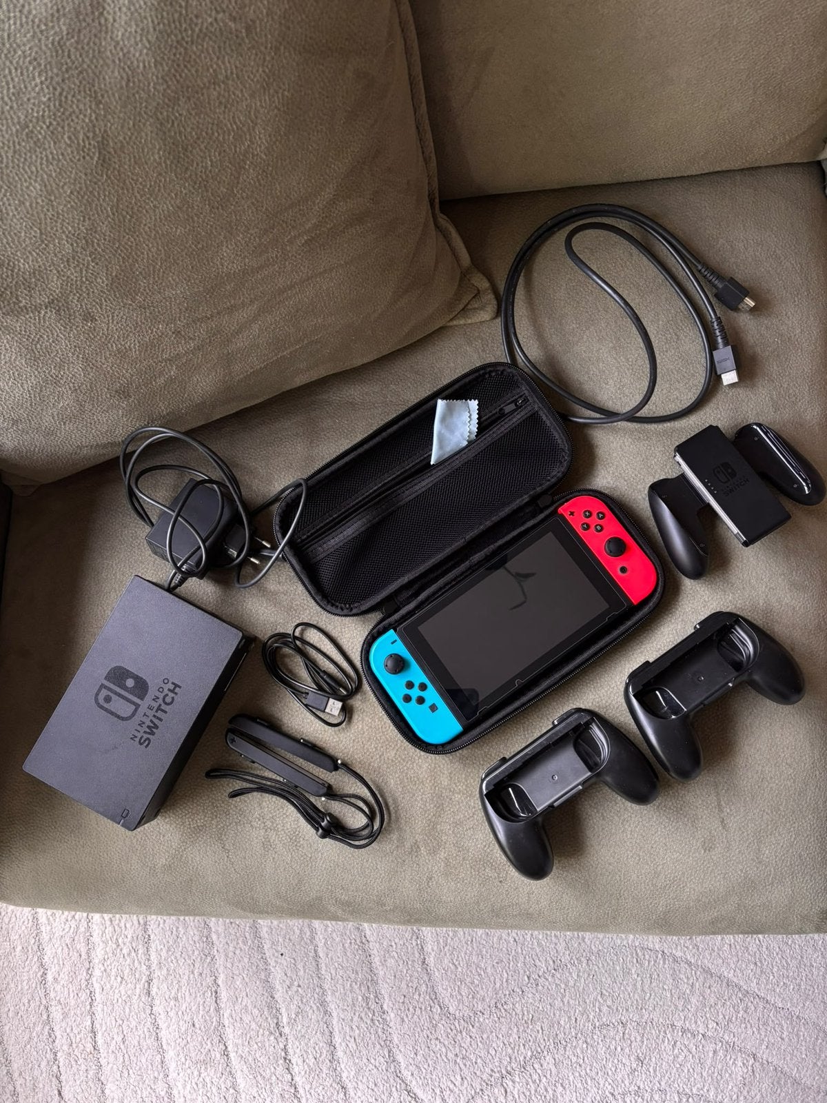 Nintendo Switch V2, Ophalen, Zo goed als nieuw, Met 2 controllers, Switch 2019 Upgrade