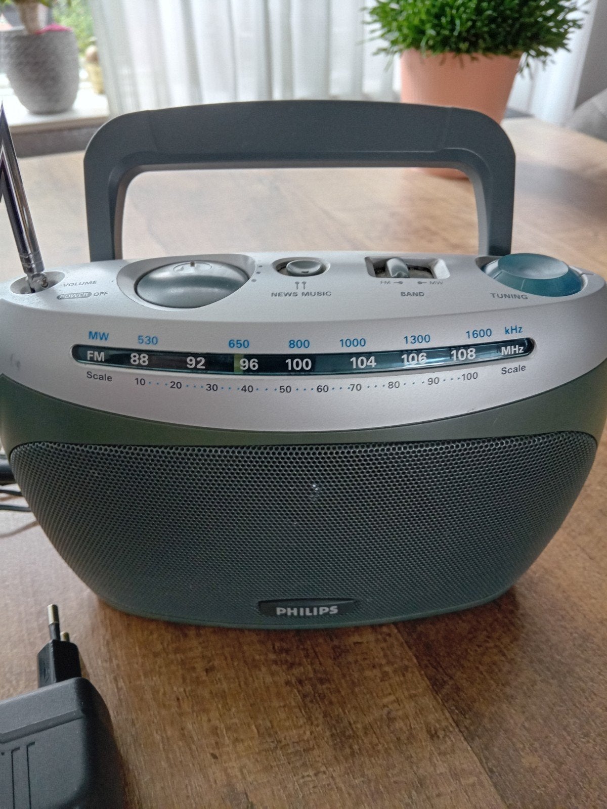 Philips AE2150 Draagbare Radio - Goed Geluid, Ophalen of Verzenden, Zo goed als nieuw, Radio