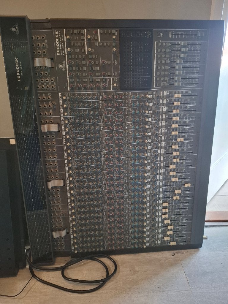 Behringer MX8000 mixer, Muziek en Instrumenten, Mengpanelen, Ophalen, Gebruikt, 20 kanalen of meer, Microfooningang