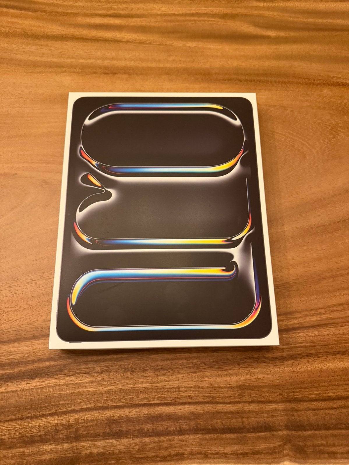Foto 2 van Apple iPad Pro M5 13 inch 13” 256GB Wifi nieuw geseald
