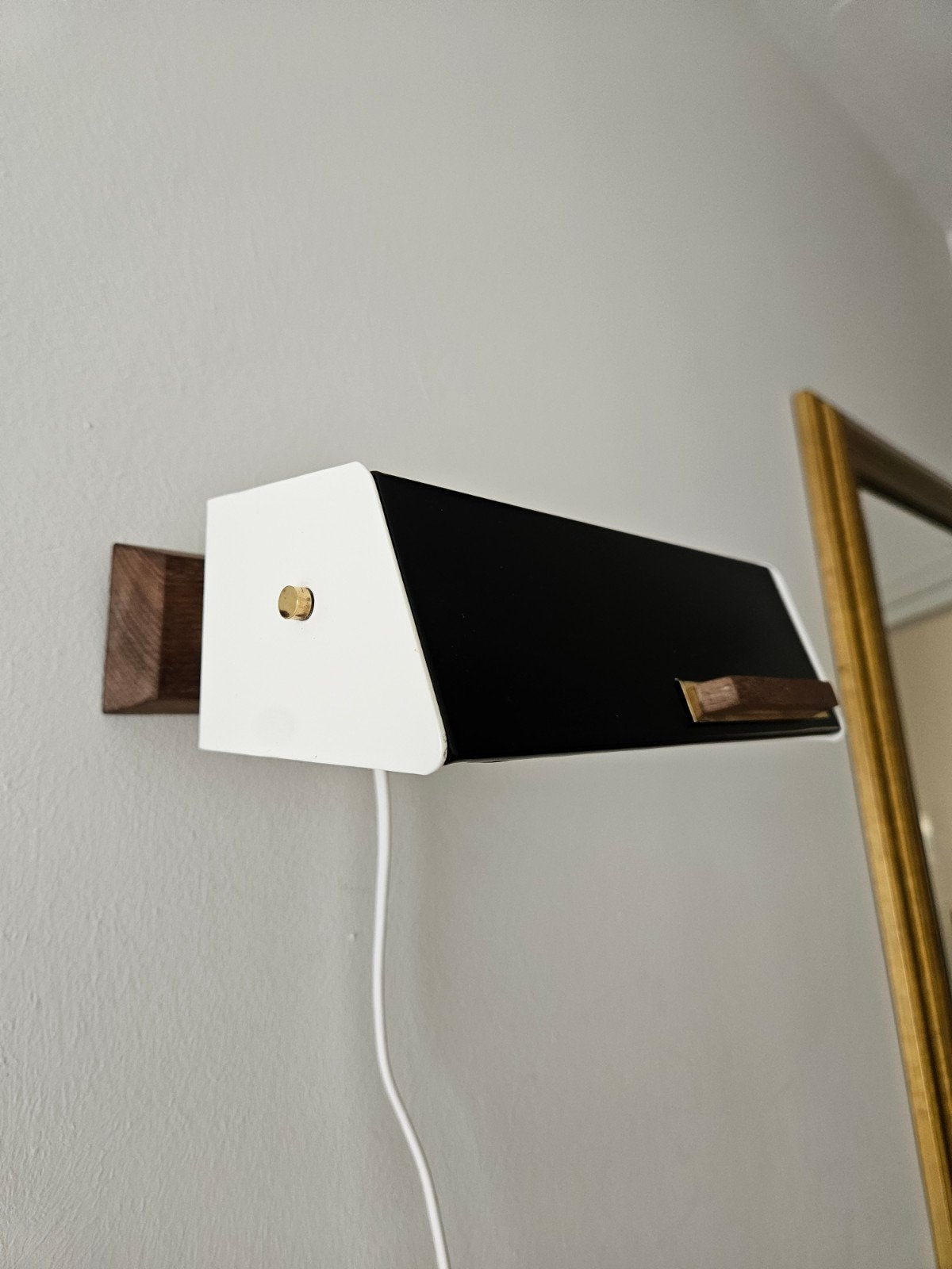 Wilko leuchten wandlamp jaren '60 - zwart/wit met hout, Gebruikt, Zwart, E14 (klein), Ophalen of Verzenden