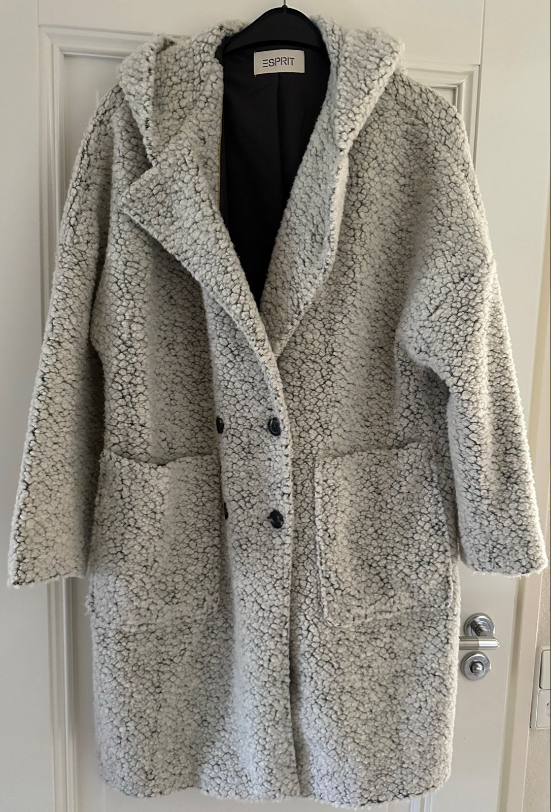 Esprit teddy jas met capuchon maat L, Kleding | Dames, Jassen | Winter, Ophalen, Zo goed als nieuw, Maat 38/40 (M), Grijs