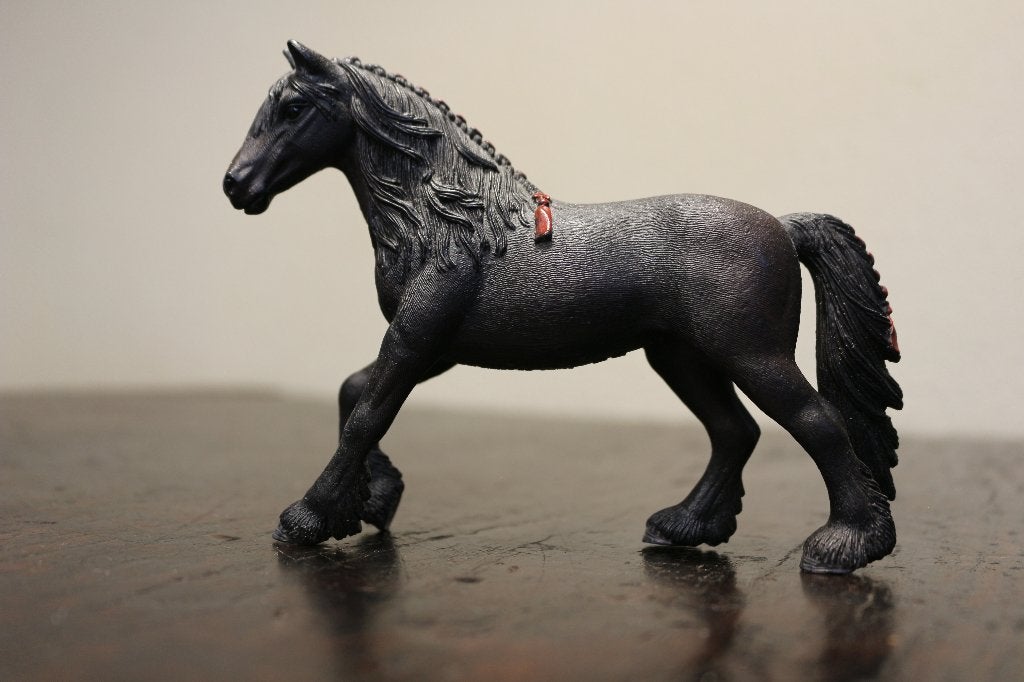 Schleich paard Fries, Verzamelen, Dierenverzamelingen, Ophalen of Verzenden, Zo goed als nieuw, Paard, Beeldje of Figuurtje