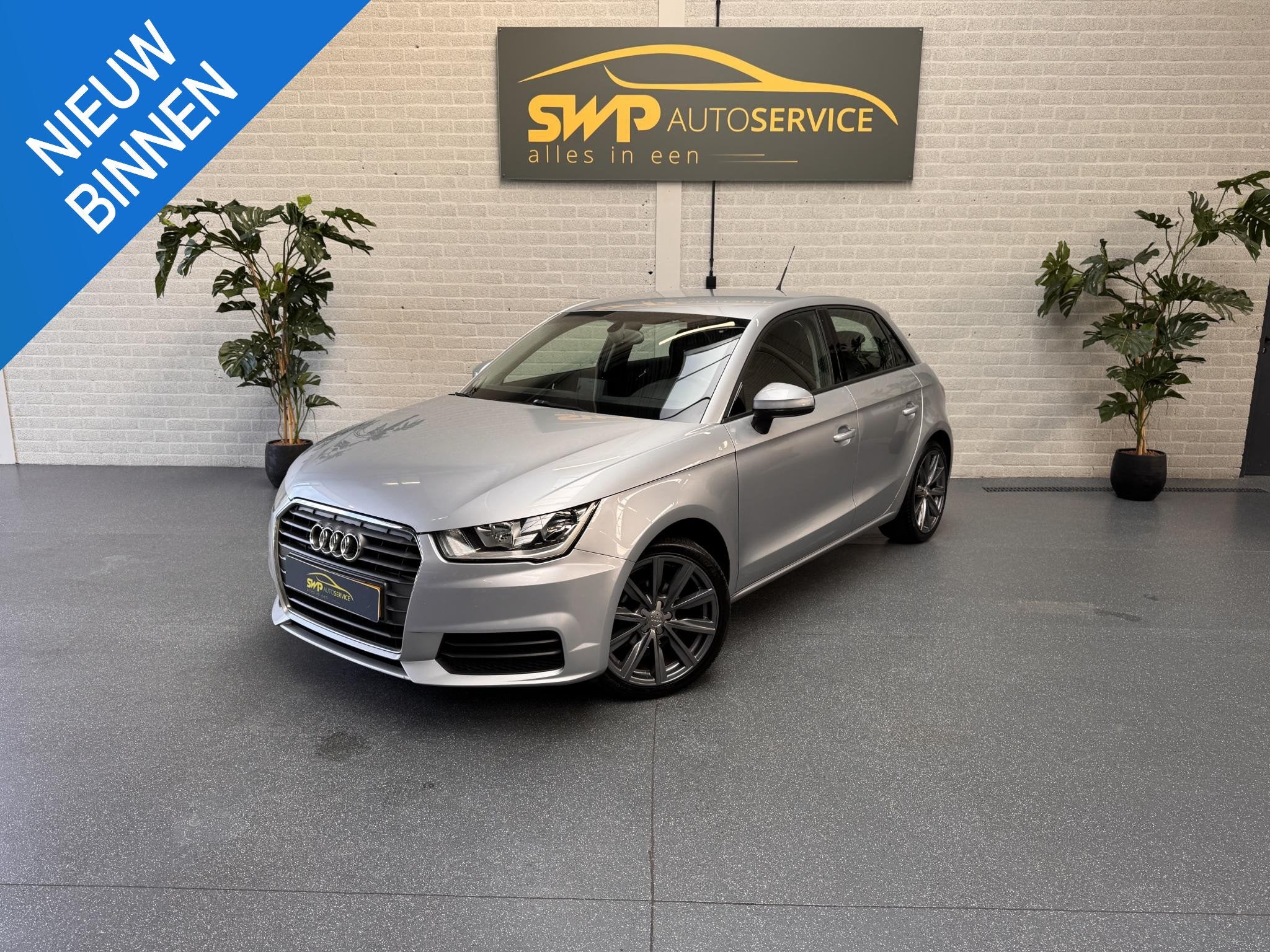 Audi A1 Sportback 1.4 TDI Design Pro Line Plus | Navigatie |, Voorwielaandrijving, Stof, Bedrijf, 1422 cc