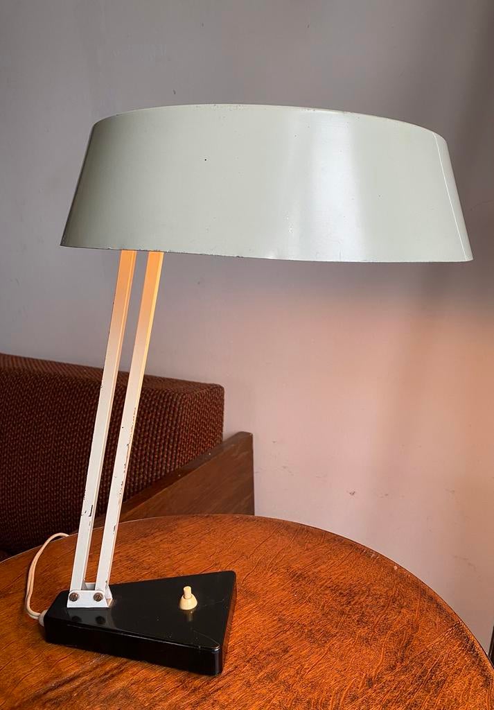 Hala Zeist Busquet model 135 tafellamp, Huis en Inrichting, Ophalen of Verzenden, Zo goed als nieuw, Minder dan 50 cm
