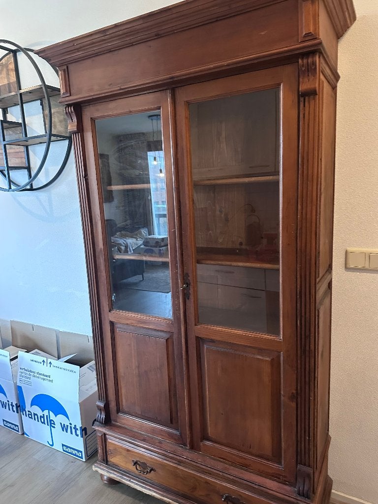 Antieke houten vitrine kast, Antiek en Kunst, Ophalen