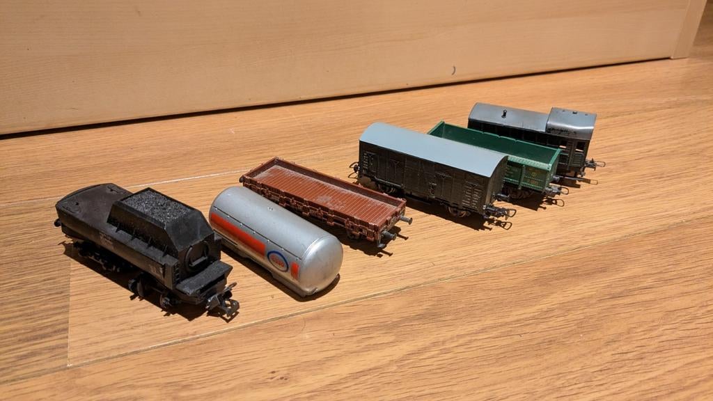 GRATIS! - H0 Wagons voor Loop of Sloop, Hobby en Vrije tijd, Modeltreinen | H0, Wisselstroom, Gebruikt, Wagon, Ophalen of Verzenden
