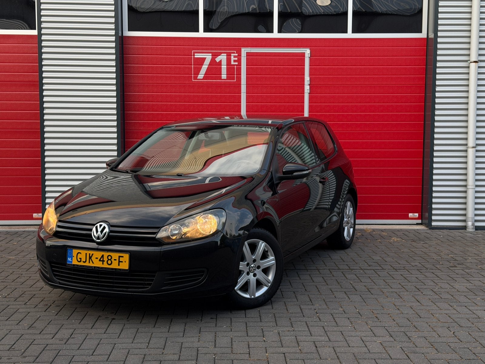 Volkswagen Golf 1.6 75KW 2009 Zwart, Voorwielaandrijving, Zwart, 4 cilinders, USB