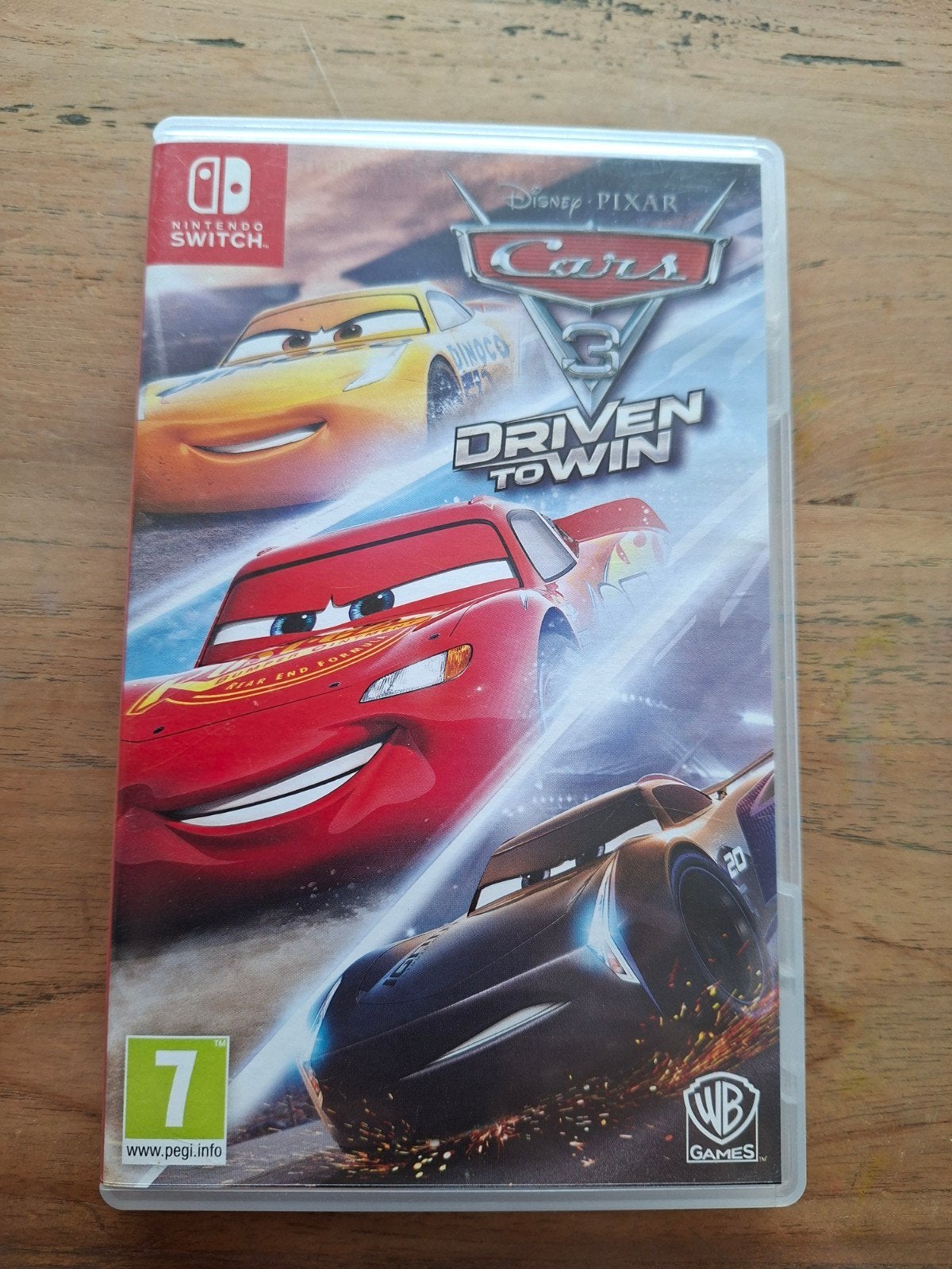Nintendo switch Cars 3 Driven to win, Spelcomputers en Games, Games | Nintendo Switch, 1 speler, Racen en Vliegen, Ophalen of Verzenden