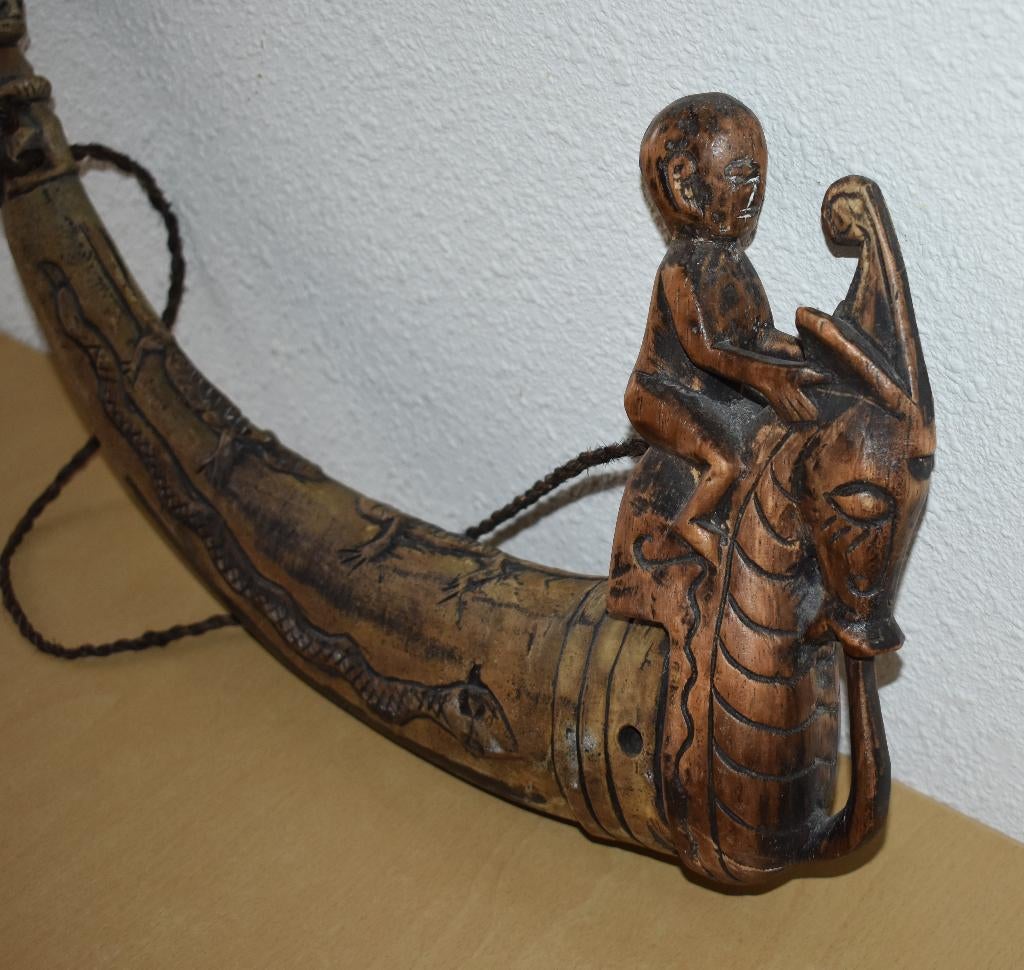 Naga Morsarang Batak Medicijn hoorn, Antiek en Kunst, Kunst | Niet-Westerse kunst, Ophalen of Verzenden