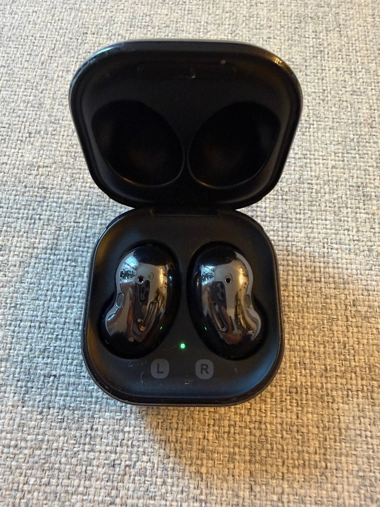 Samsung Galaxy Buds Live SM-R180 Black Earbuds(6), Gebruikt, Zwart, Ophalen of Verzenden, In oorschelp (earbud)