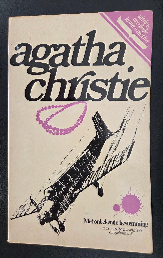 Agatha Christie - Met onbekende bestemming (1972), Verzenden, Gelezen, Agatha Christie