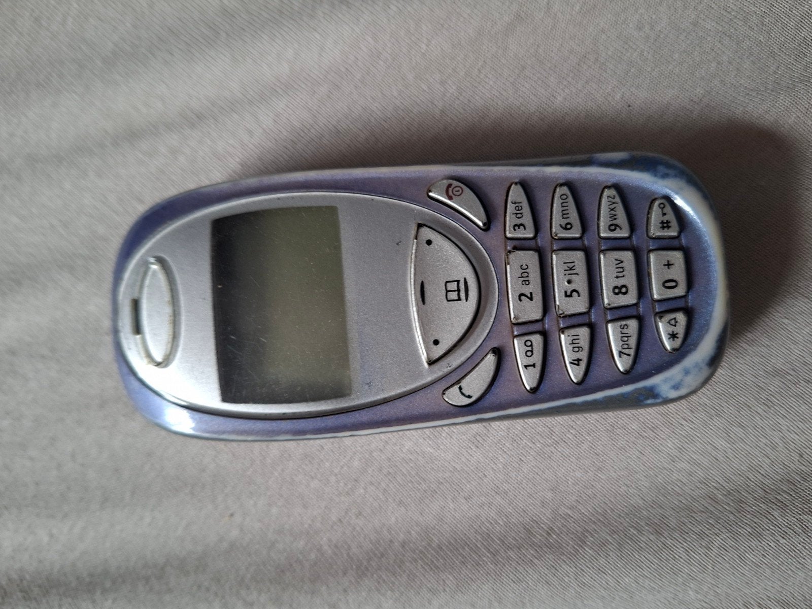 Oude Ericsson T66 mobiele telefoon - Gebruikt, Gebruikt, Geen camera, Ophalen of Verzenden, Klassiek of Candybar