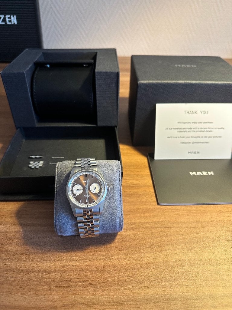 MAEN Brooklyn 36 – Champagne Dial – Full Set 2026, Sieraden, Tassen en Uiterlijk, Overige merken, Staal, Staal, Polshorloge