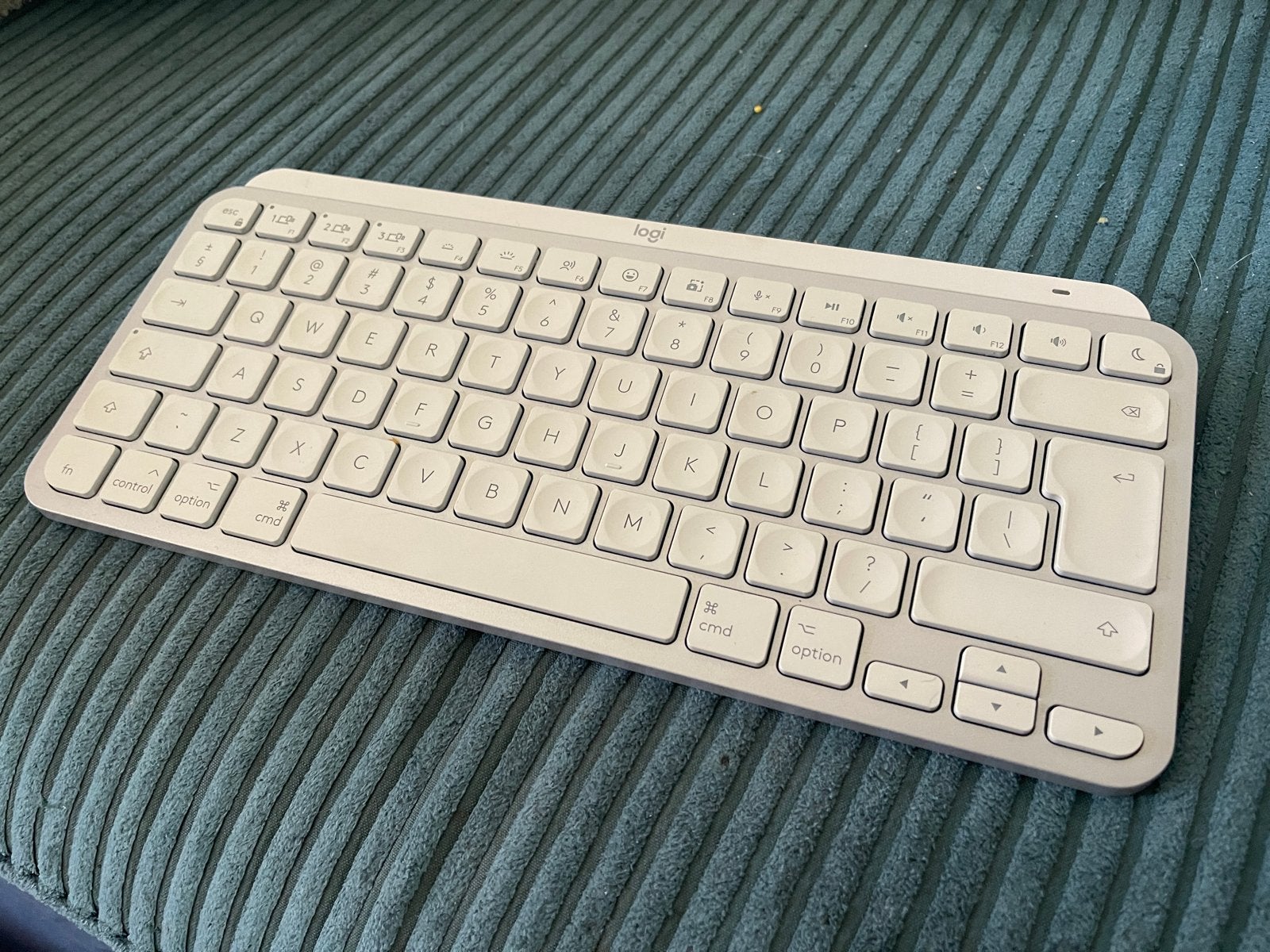 Logitech MX Keys Mini voor Mac - Draadloos Toetsenbord, Computers en Software, Toetsenborden, Ophalen, Multi-device, Zo goed als nieuw