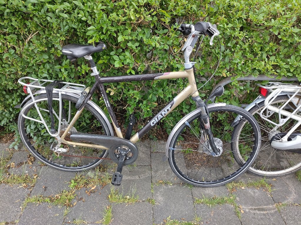 Fiets 2x, Fietsen en Brommers, Fietsen | Heren | Herenfietsen, Ophalen, Gebruikt, Versnellingen, 61 tot 65 cm