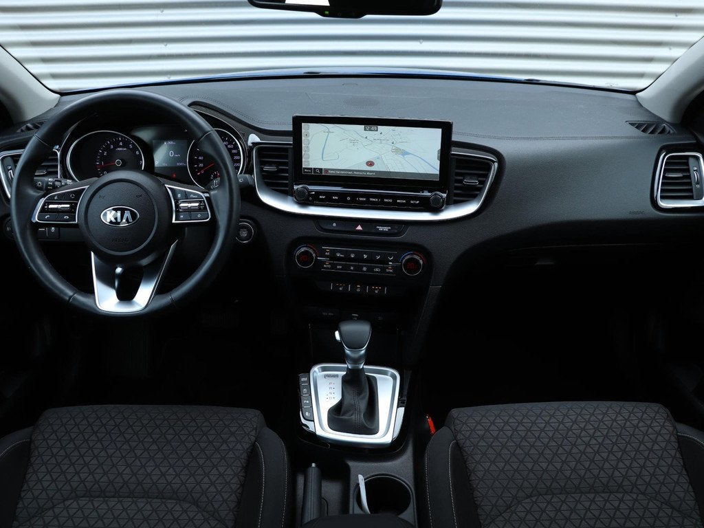 Kia Ceed 1.5 T-GDi DynamicPlusLine Automaat *JBL-audio*Trekh, Stof, Gebruikt, 4 cilinders, 1290 kg