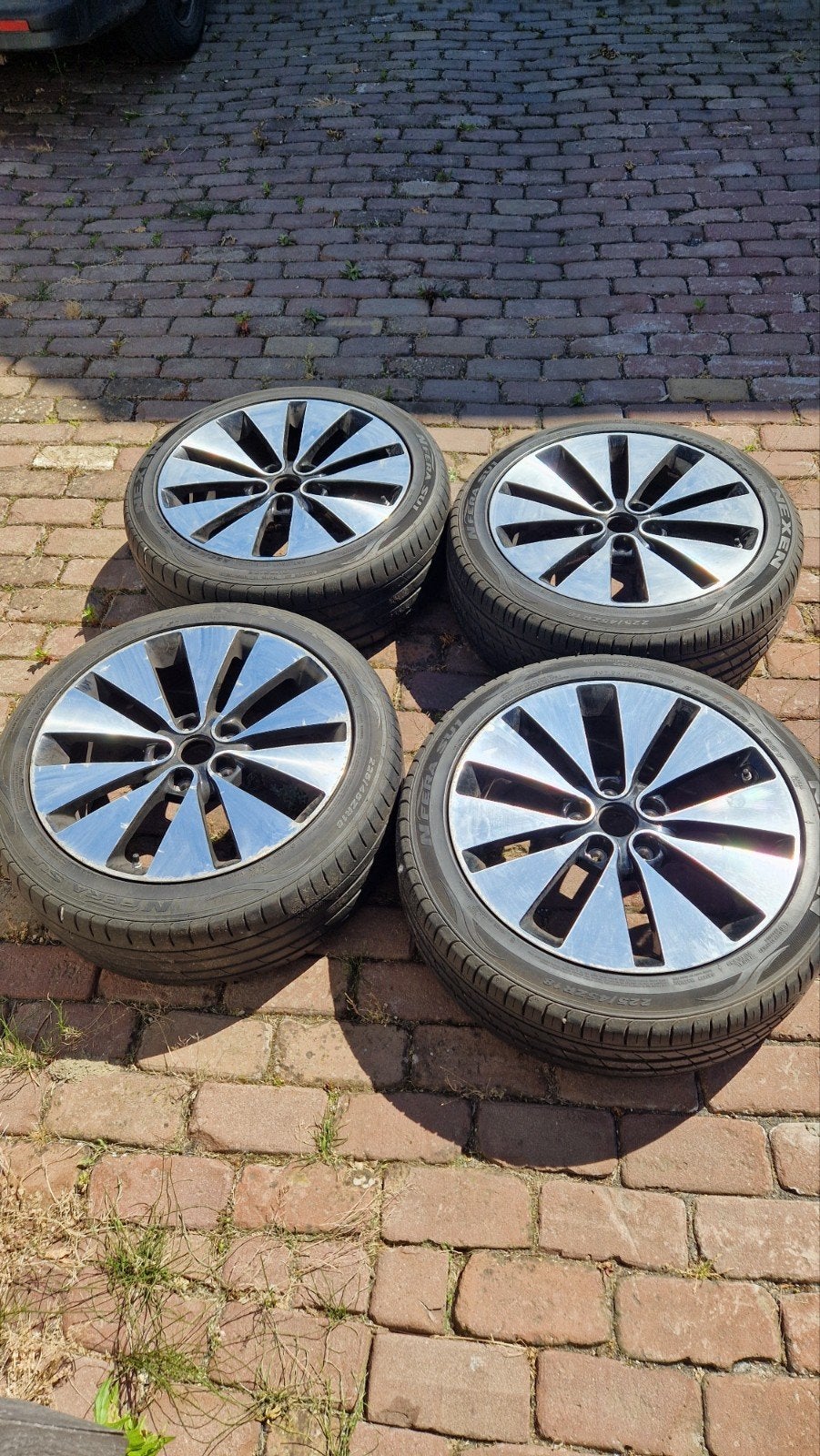 Set van 4 gebruikte banden en velgen 235/45R18 KIA Optima, Auto-onderdelen, Banden en Velgen, 18 inch, Gebruikt, Banden en Velgen