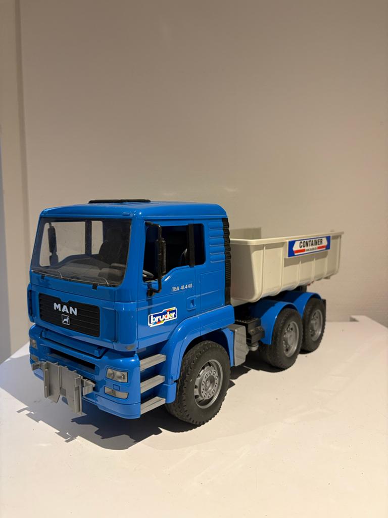 Bruder MAN vrachtwagen met container / haakarm, Ophalen of Verzenden, Gebruikt