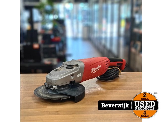 Milwaukee AG-24-230 E Haakse Slijper | Nette Staat, Milwaukee, Zo goed als nieuw, Support@milwaukee.com, Milwaukee Electric Tool Corporation, 13135 W. 
Lisbon Road, Brookfield, WI 53005
USA