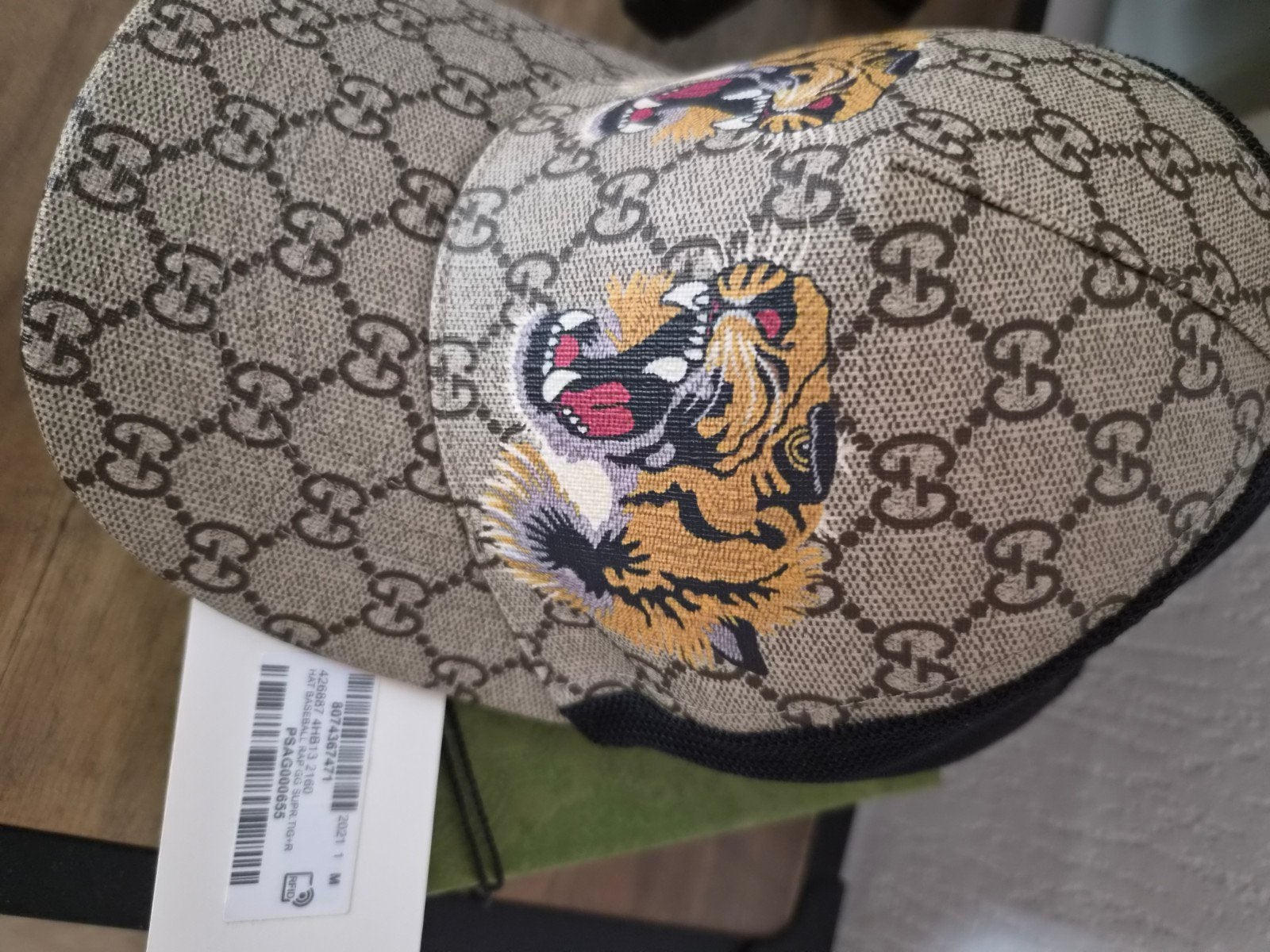 Gucci Pet Limited Edition Tijger Maat M met Bon, Ophalen of Verzenden, Zo goed als nieuw, Pet