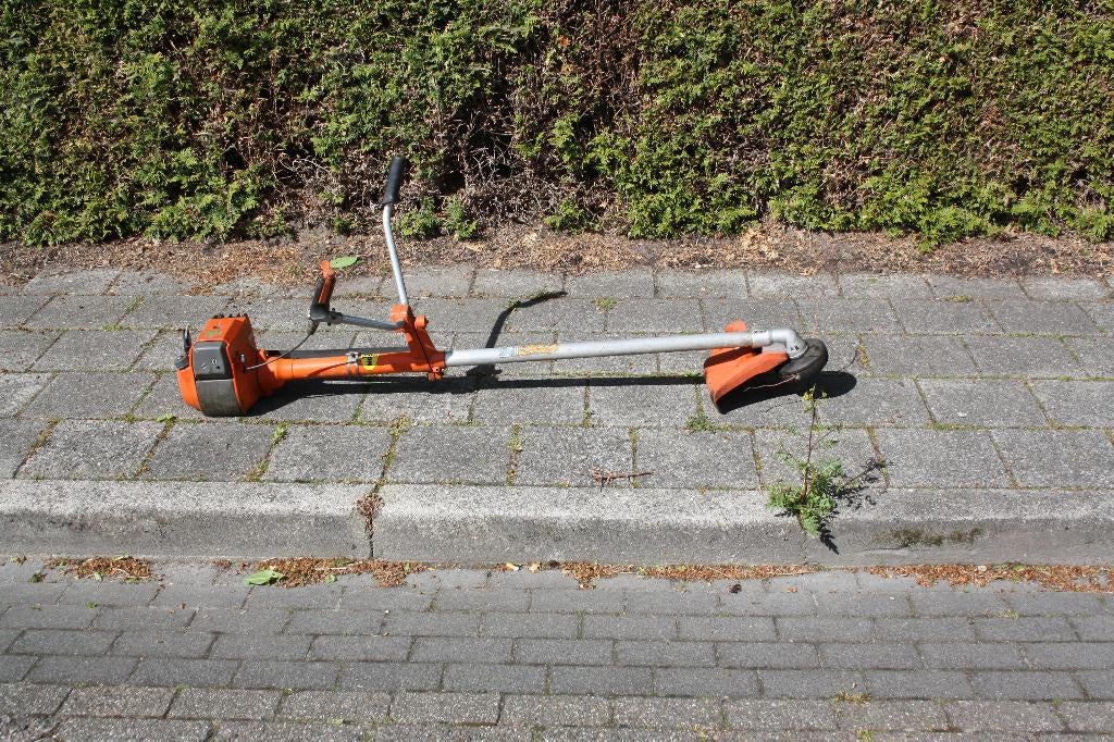 Husqvarna bosmaaier 165 RX te koop voor 300 euro, Ophalen, Benzine, Gebruikt, 30 tot 50 cm