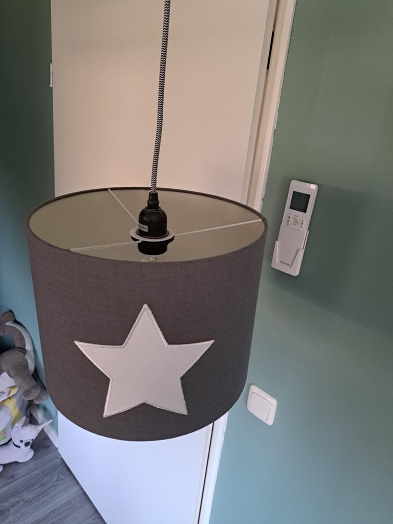 Grijze lampenkap met ster - Kinderkamer, Ophalen, Gebruikt, 25 tot 50 cm, Rond